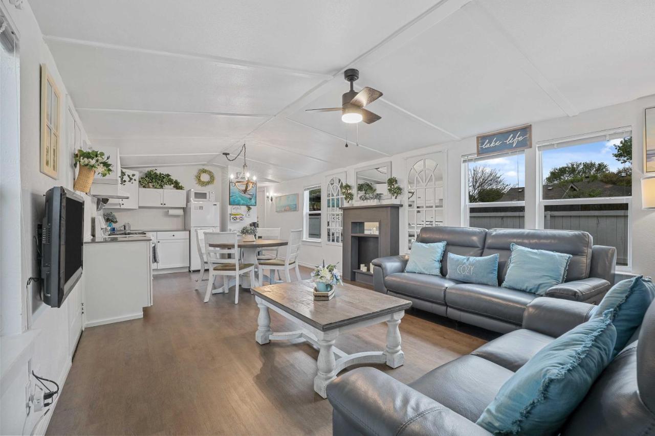 Pet-Friendly Lake Dallas Home Near Lewisville Lake Exterior foto